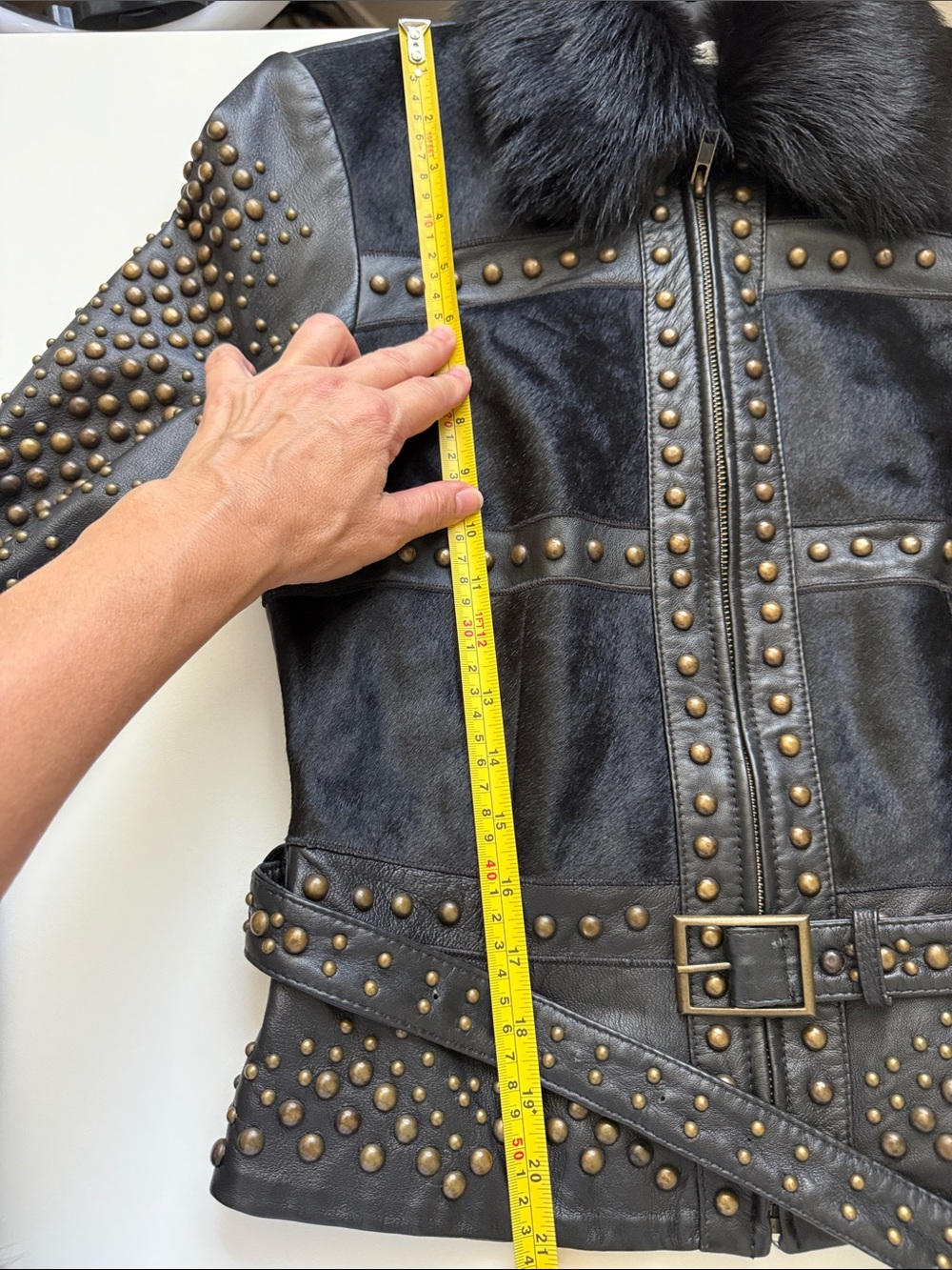RARE Vintage CACHÉ Studded Leather Cowhide Fur Jacket Y2K Archival Mob Wife - Picture 14 of 14